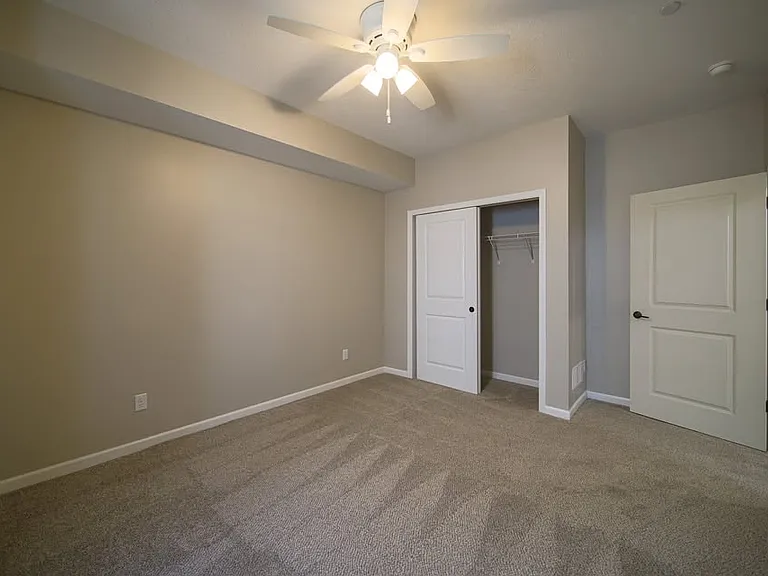 1210 Devils Glen Rd — Photo 18
