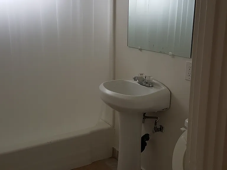 916 N Normandie Ave #1 — Photo 5