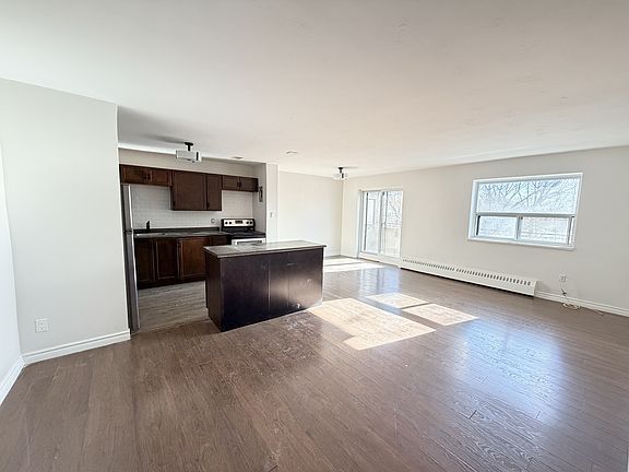 2nd image of 20 Bradmon Dr #209