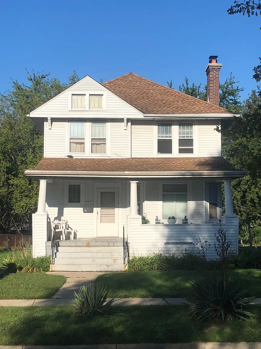 215 N Prospect Rd photo 1