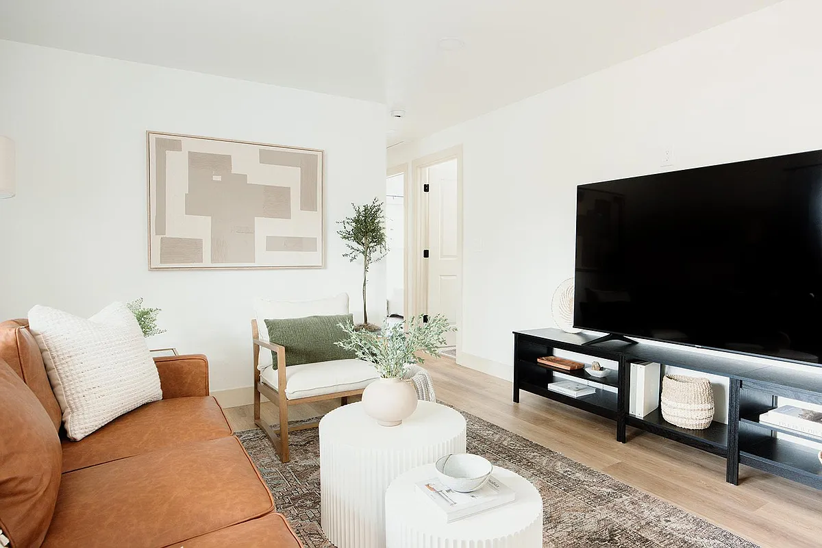 Property Photo - 2960 S Delaware St #B