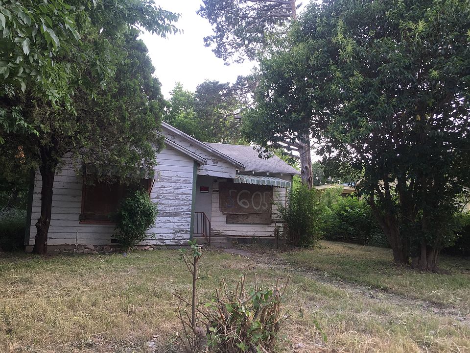 1st image of 5605 Chariot Dr