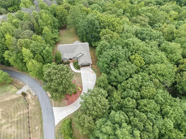 101 Sunset Dr SE, Cartersville, GA 30121
