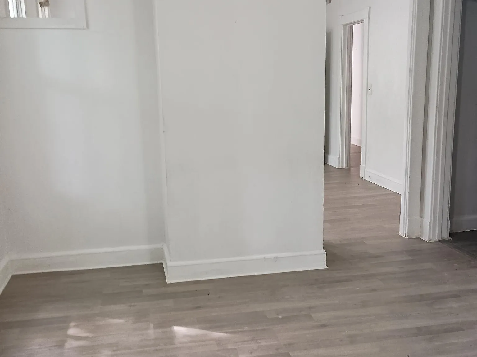 115 Bruce Pl — Photo 3