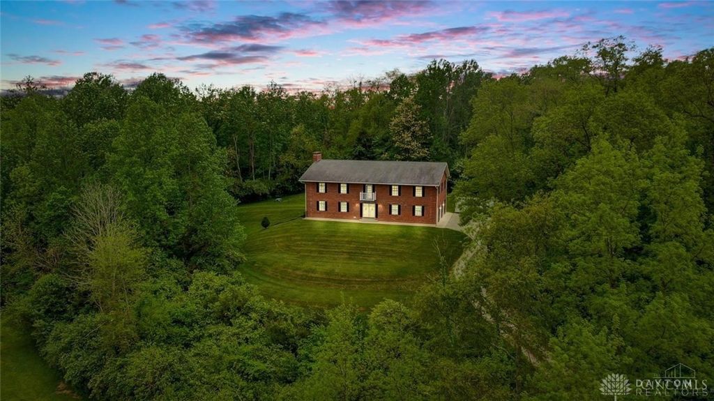 Real estate listing image