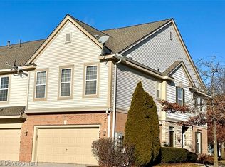 40420 Blythefield Ln, Canton, MI 48188