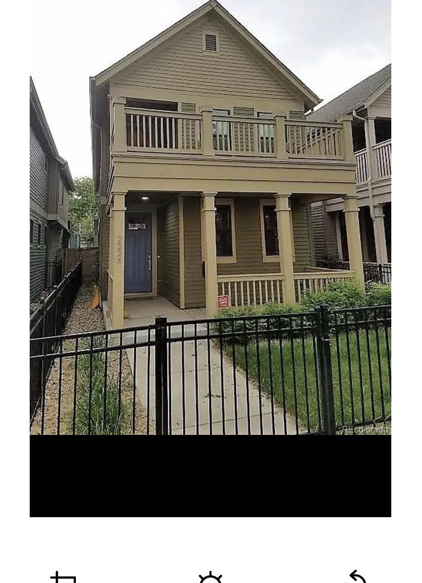 2226 N Washington St — Photo 2