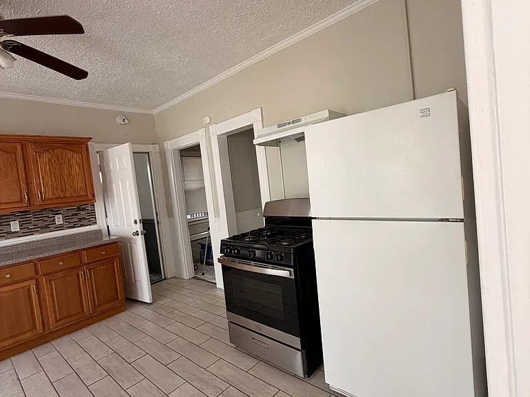 59 Wolcott St #1 — Photo 13
