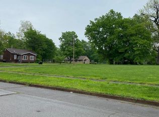 214 Girard St, Metropolis, IL 62960