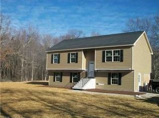 22 Coomer Hill Rd, Killingly, CT 06239