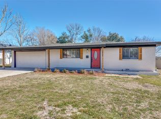 3909 Springbranch Dr, Benbrook, TX 76116