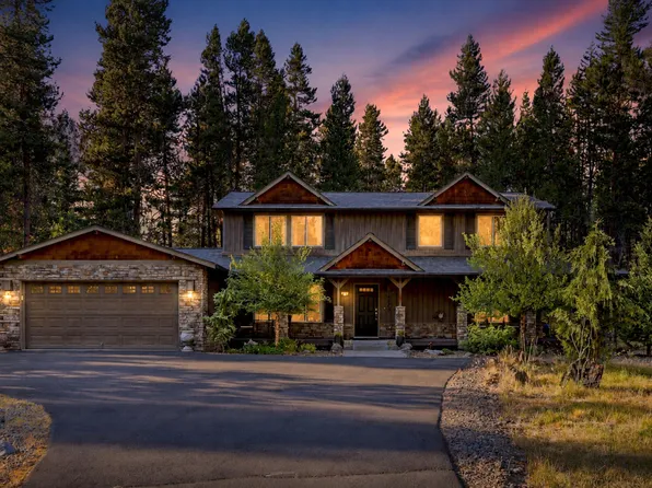 16722 Stage Stop Dr, Bend, OR 97707