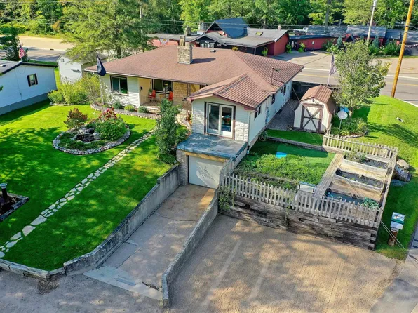 W6023 Lake Dr, Shawano, WI 54166