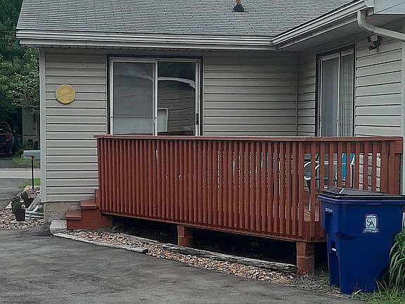 4th image of 3670 Long Dr