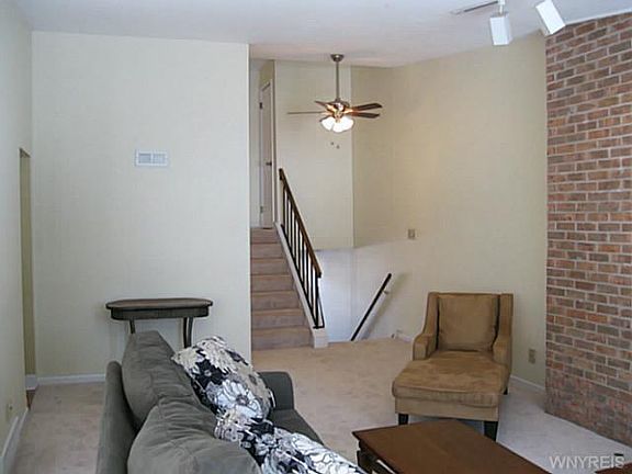 3rd image of 162 Bridle Path #162