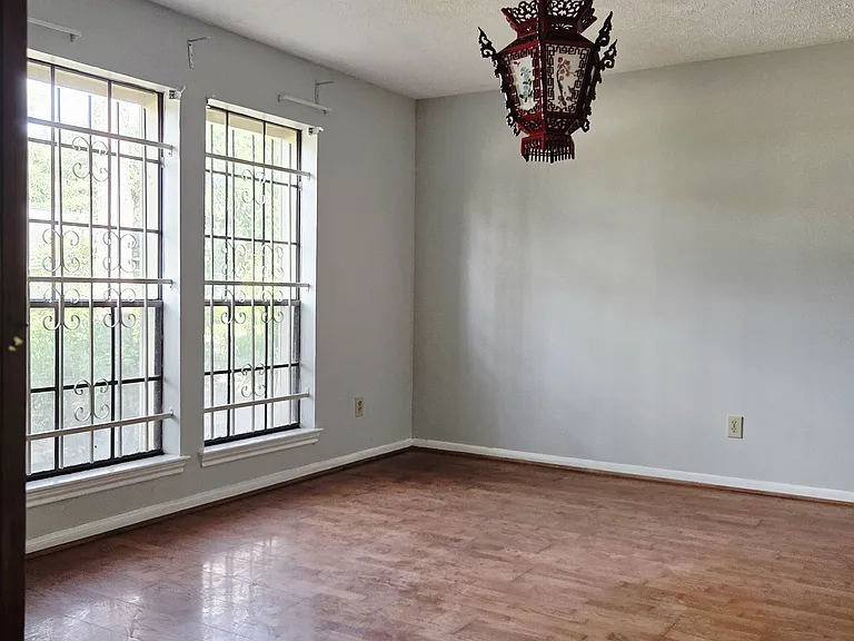 8826 Heatherly Dr — Photo 14