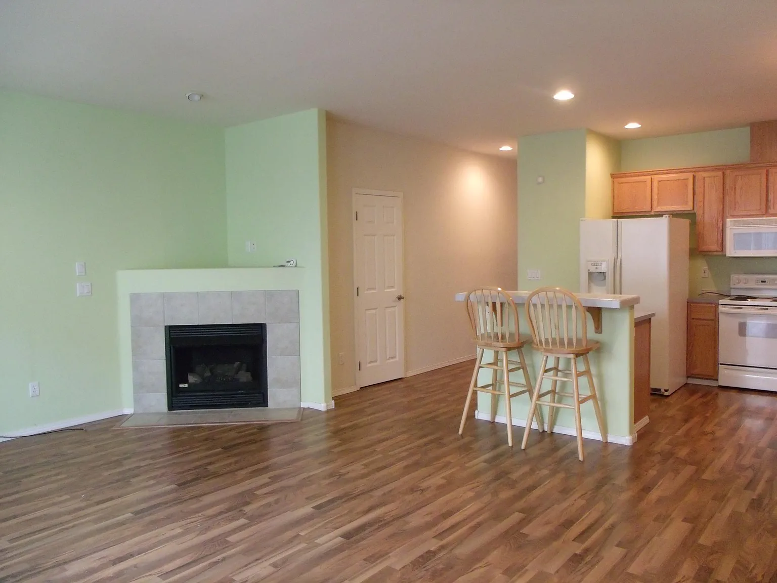 9251 SW Tanoak Ln — Photo 3