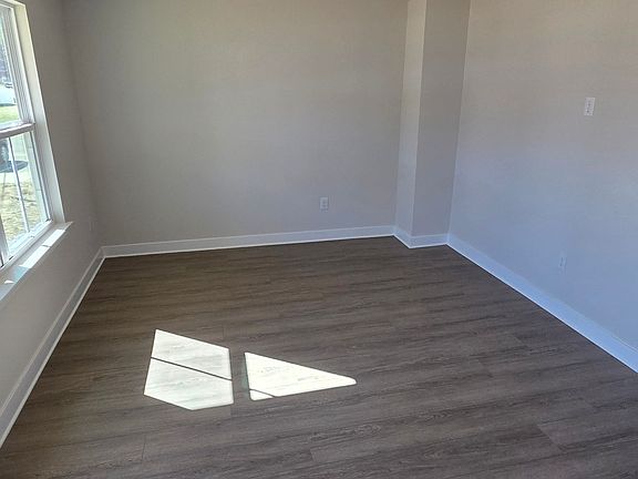 5th image of 74 Spyglass Hill Dr