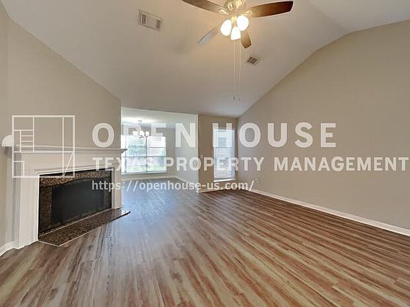 4th image of 19018 Oakway Dr
