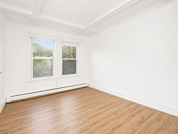 4th image of 1730 Commonwealth Ave APT 7
