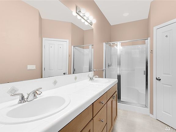 4th image of 6311 189th Pl NE Unit 103