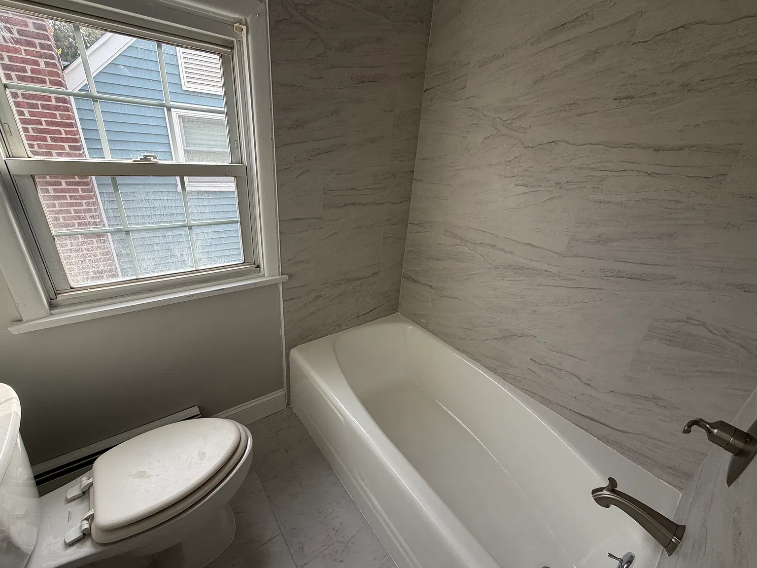 2 bed, 1100 sqft, $2,450 — Photo 4