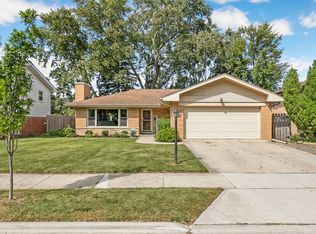 205 Huntington Ct, La Grange Park, IL 60526
