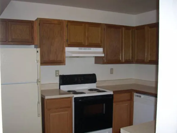 11 Helen Ct, Indian Head, MD 20640