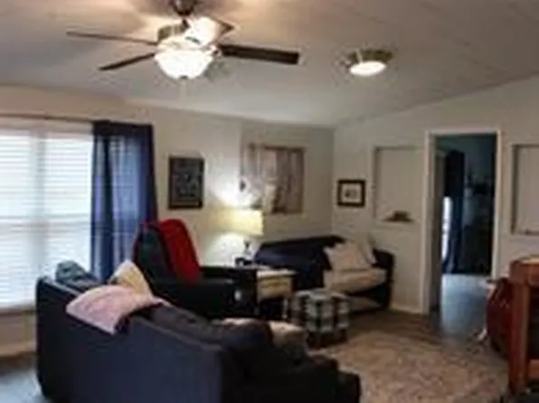 4214 Reeves Dr, Galveston, TX 77554
