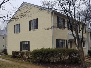 9880 Hollow Glen Pl, Silver Spring, MD 20910