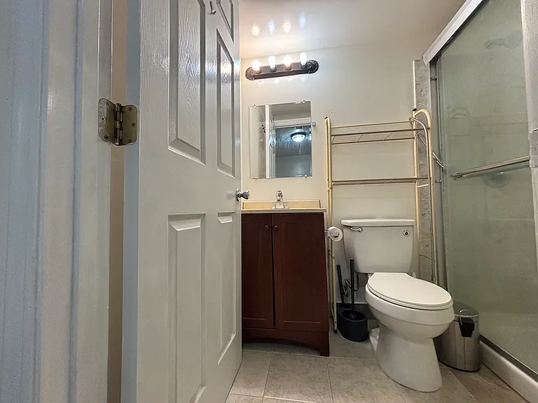 328 Santa Barbara Ave — Photo 6