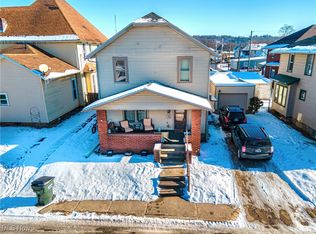 344 Hay Pl, Coshocton, OH 43812