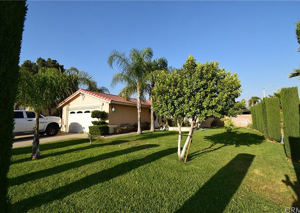 1st image of 7595 Lillian Ln