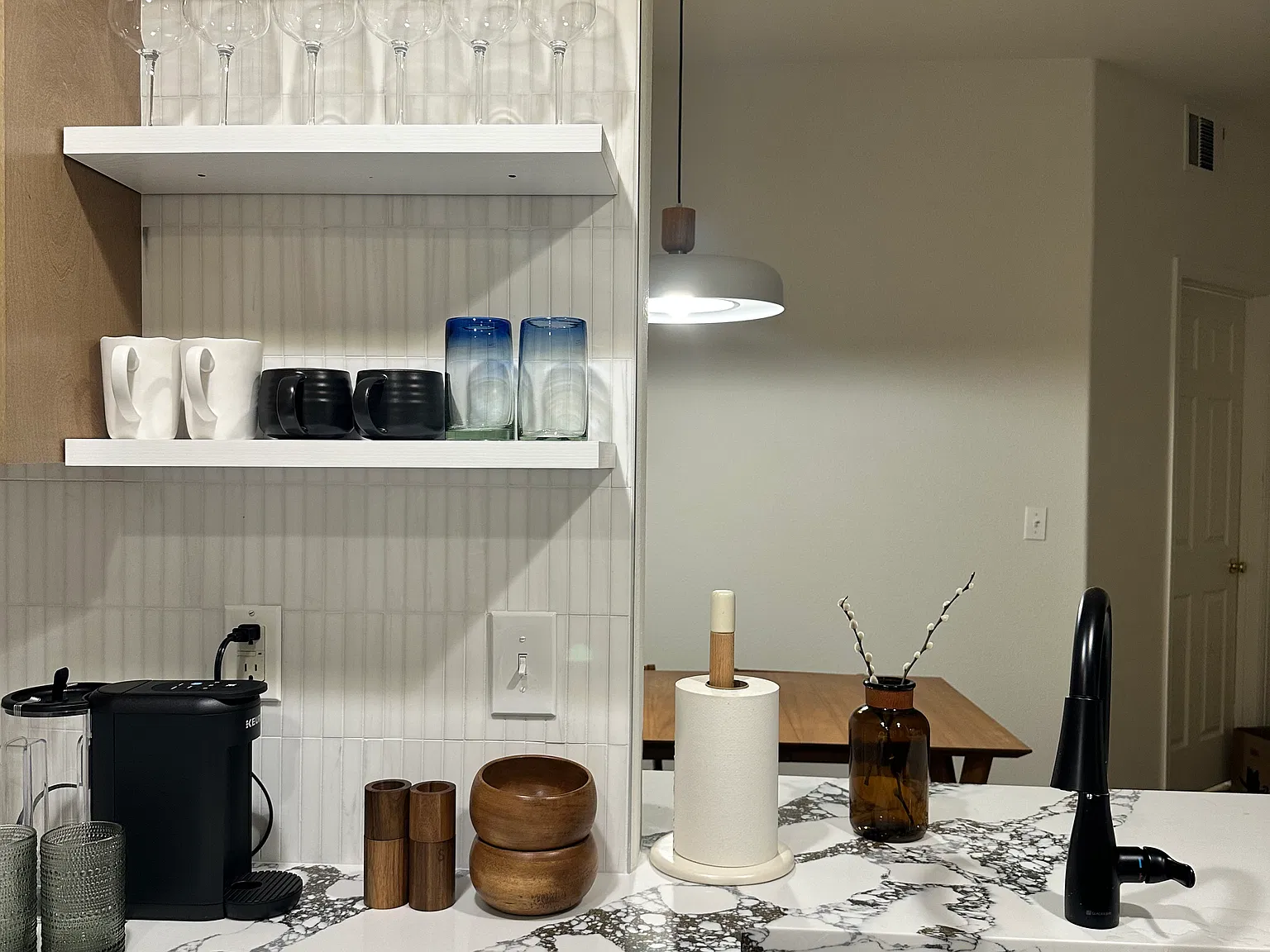 2 bed, 1111 sqft, $4,000 — Photo 1
