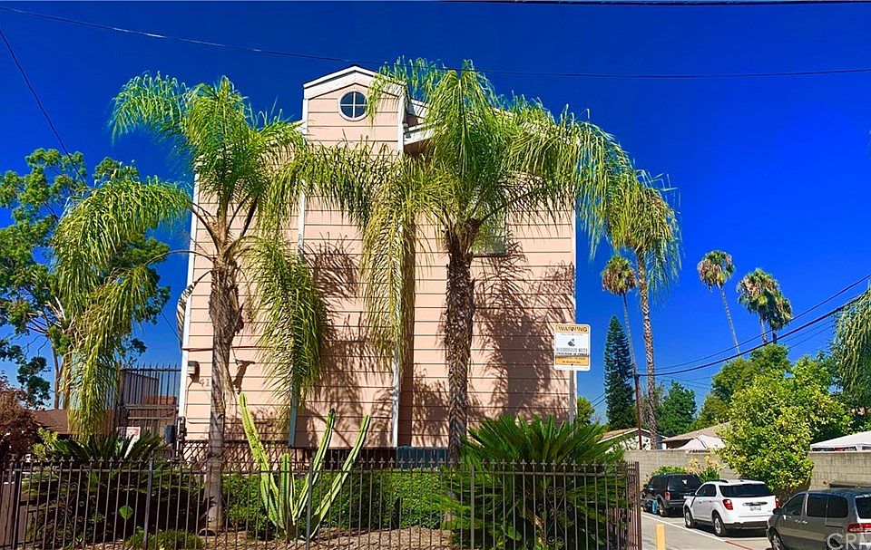 1st image of 4191 Baldwin Park Blvd