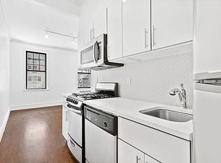 12 5th Ave APT 61, New York, NY 10011