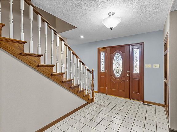 4th image of 2567 Westmoreland Dr
