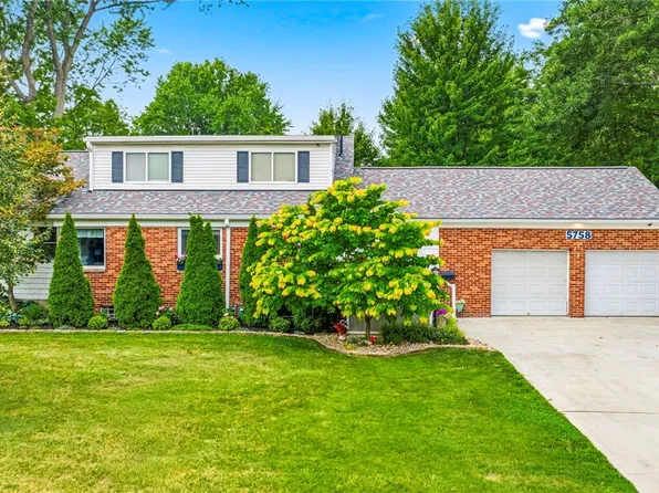 5758 Fitch Rd, North Olmsted, OH 44070