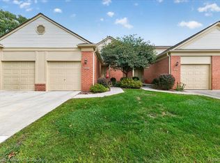 3055 Ailsa Craig Dr, Ann Arbor, MI 48108