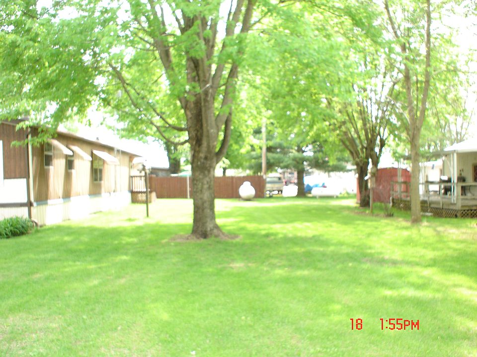 2nd image of 380 Riverview Ln