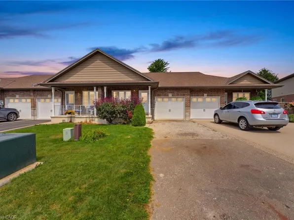 97 Macneil Ct, Hagersville, ON N0A 1H0