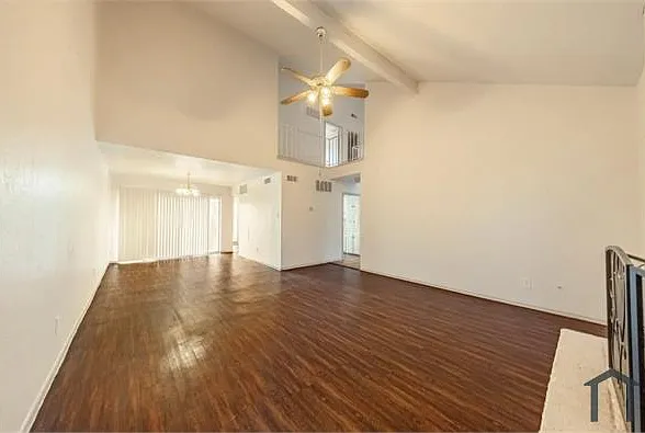 3 bed, 1603 sqft, $2,395 — Photo 2
