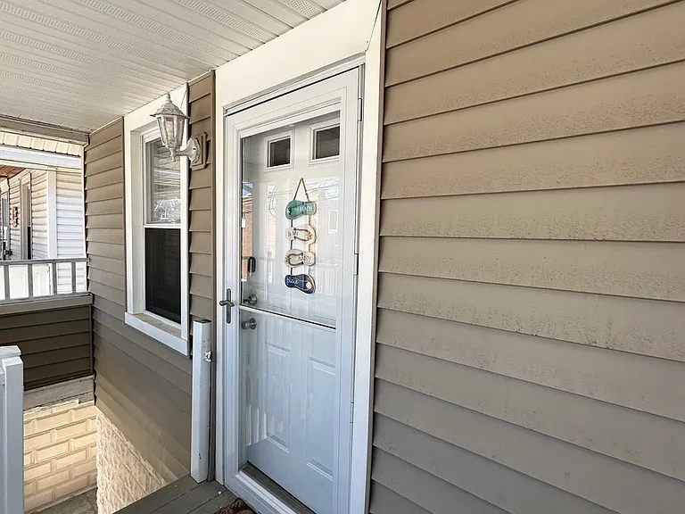 202 N Sacramento Ave #B — Photo 17