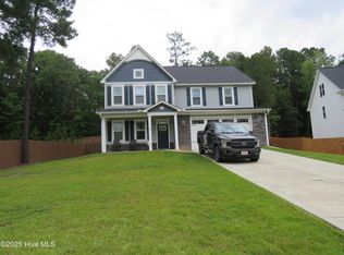 222 Vanderbuilt Ct, Aberdeen, NC 28315