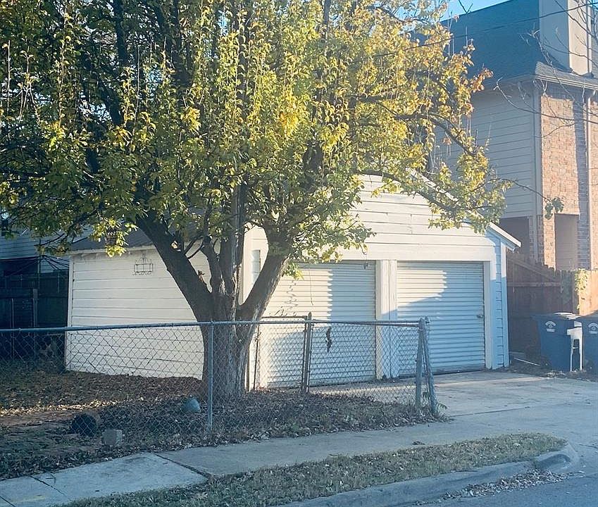 2nd image of 2209 N Prairie Ave Lot 1
