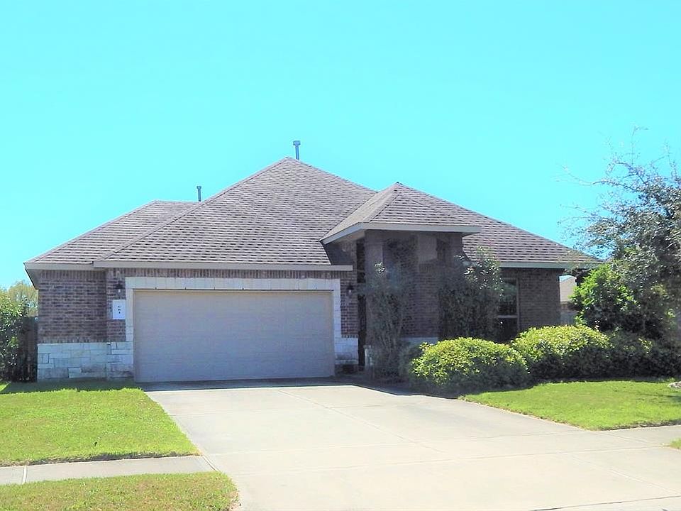 1st image of 603 Fairway Dr