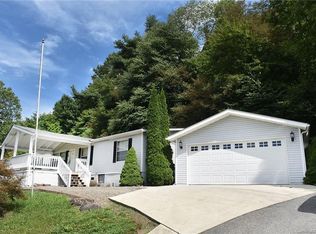 51 Jeffrey Ln, Waynesville, NC 28785