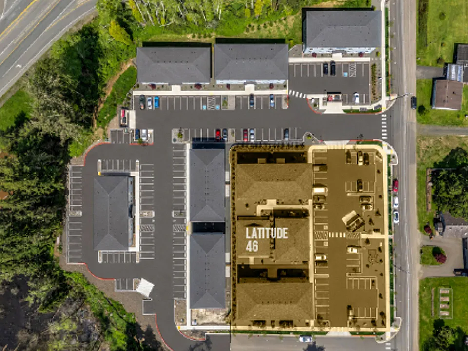 Building Photo 3