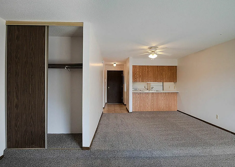 The Oaks Apartments