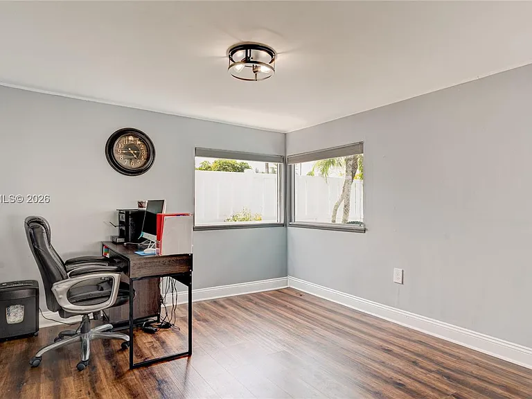 11370 NW 46th Pl — Photo 12